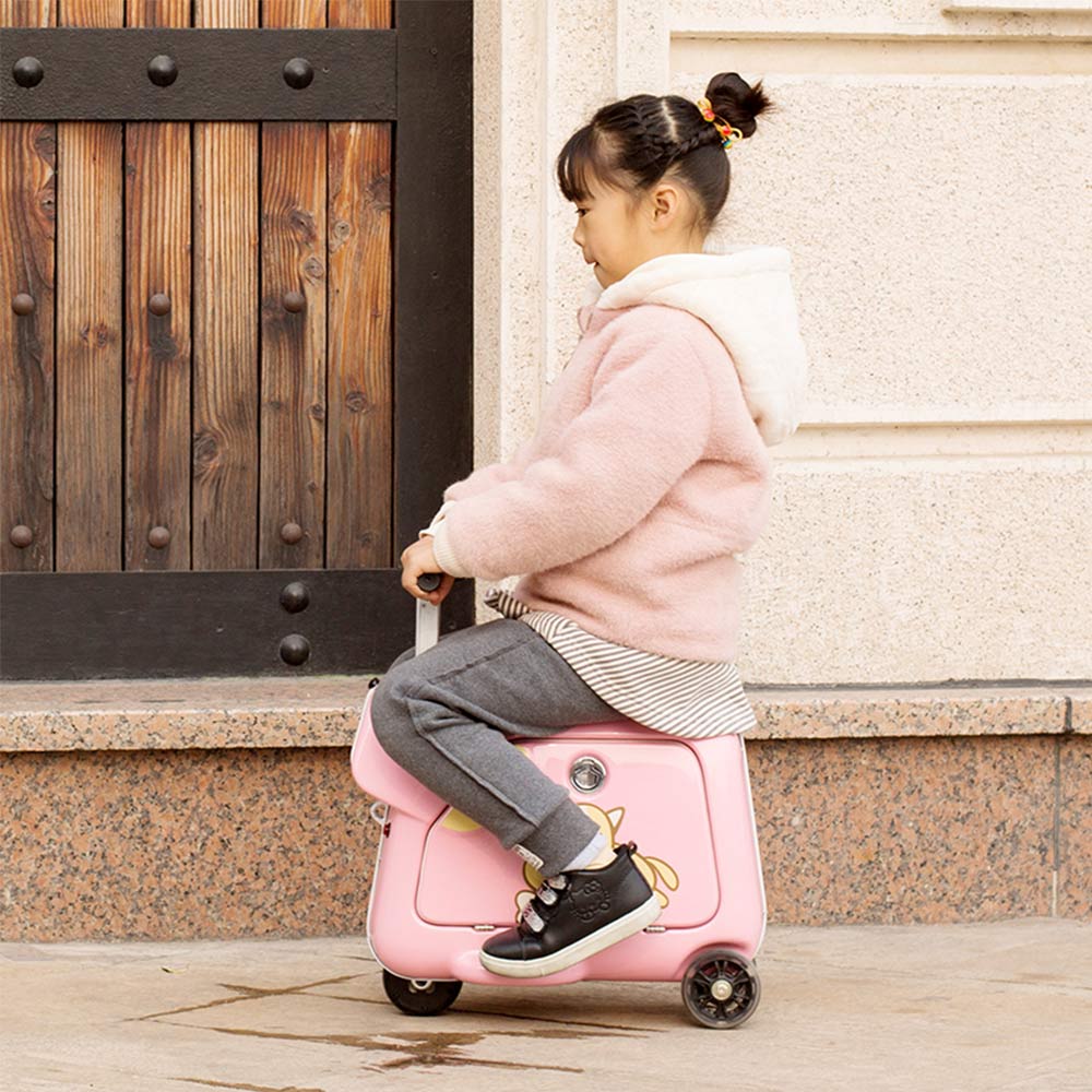 Transiting with kids made easier with Airwheel SQ3 ride-on kids' luggage